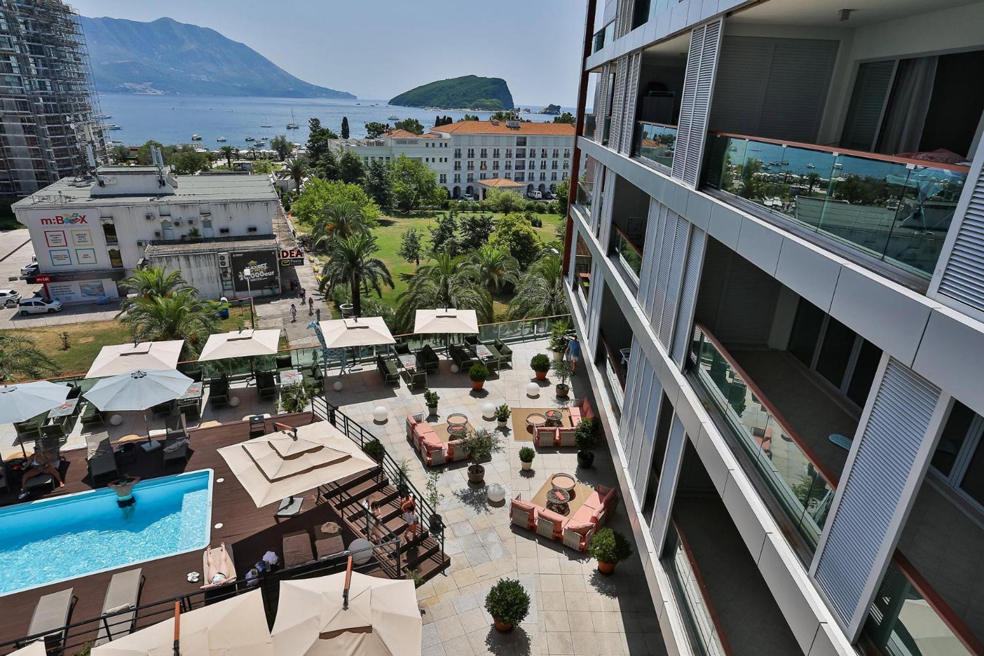 Hotel Tq Plaza Budva Exterior photo